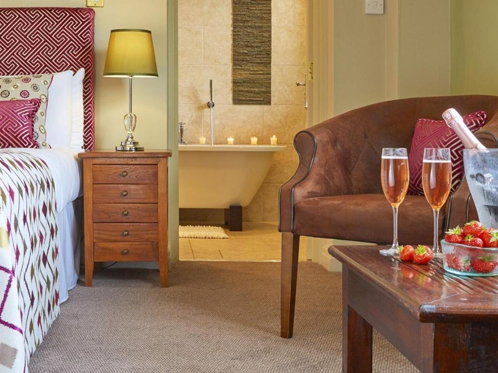 Hotel The White Hart At Lydgate Oldham Habitación foto